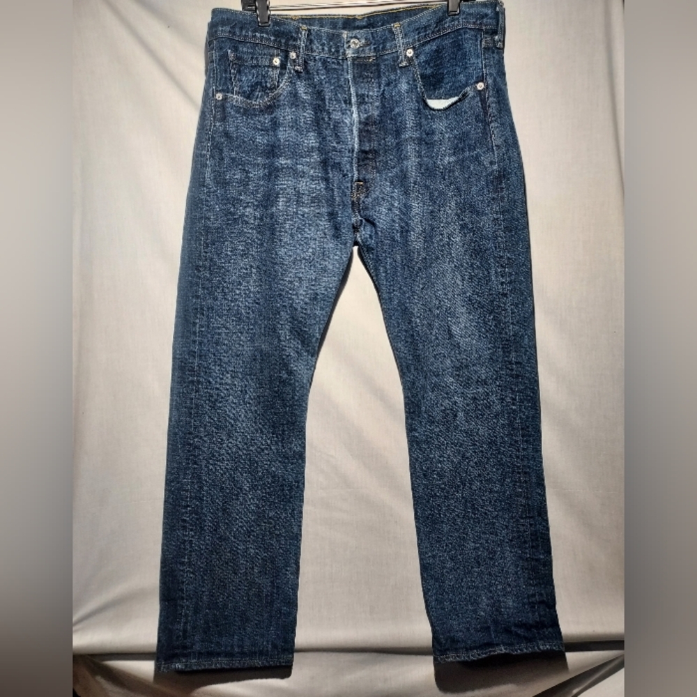 Levi's 501 Button-fly straight leg men's jeans size W38 x L32